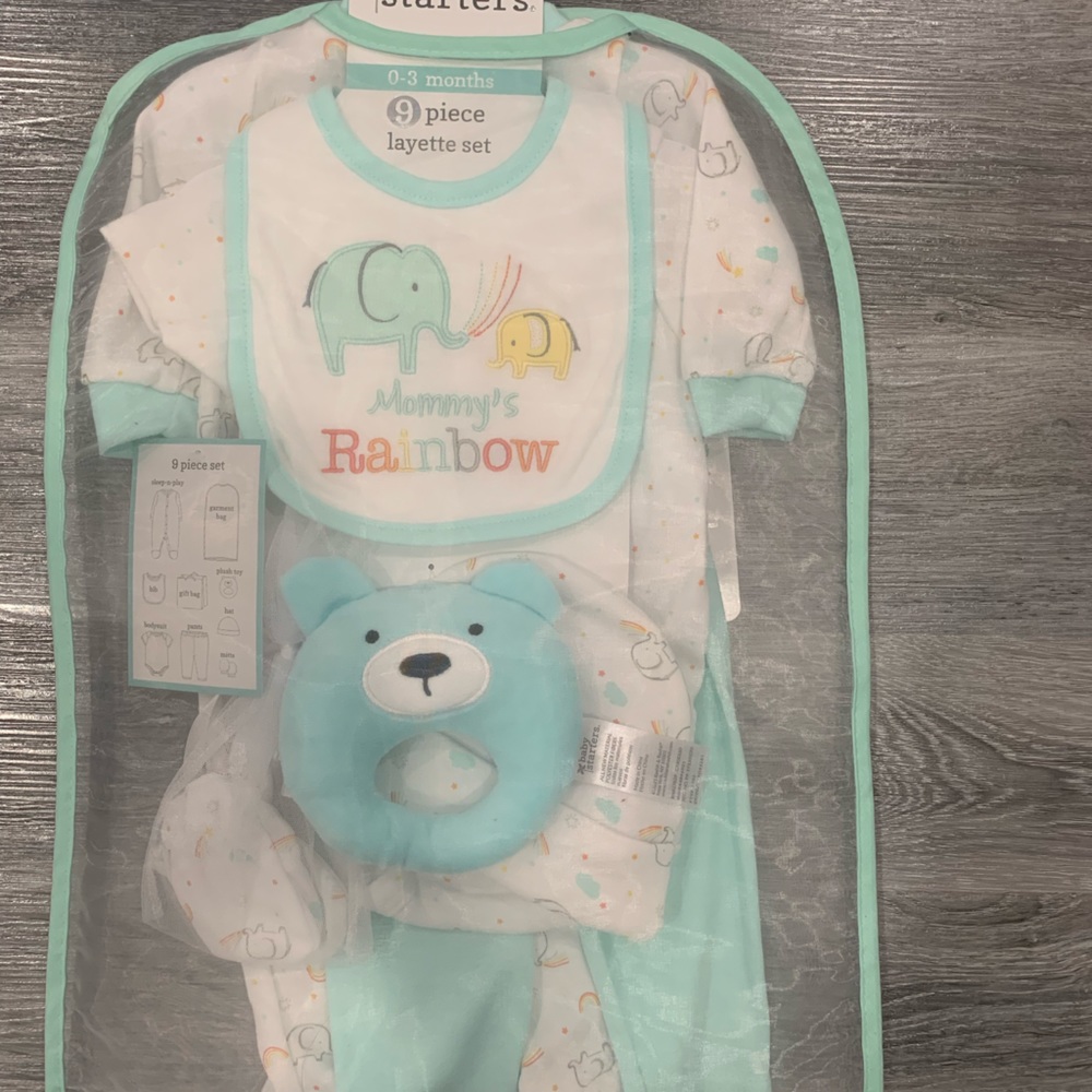 8 piece layette set